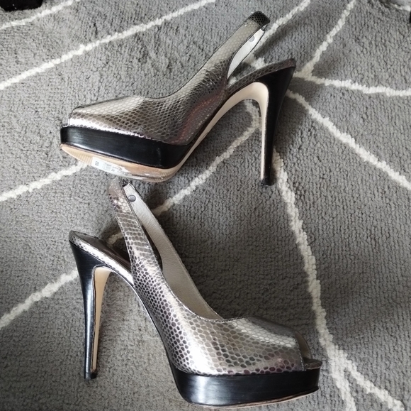Michael Kors "York" Embossed Peep Toe Slingback Heels Metallic Pewter/Gunmetal - Picture 5 of 12